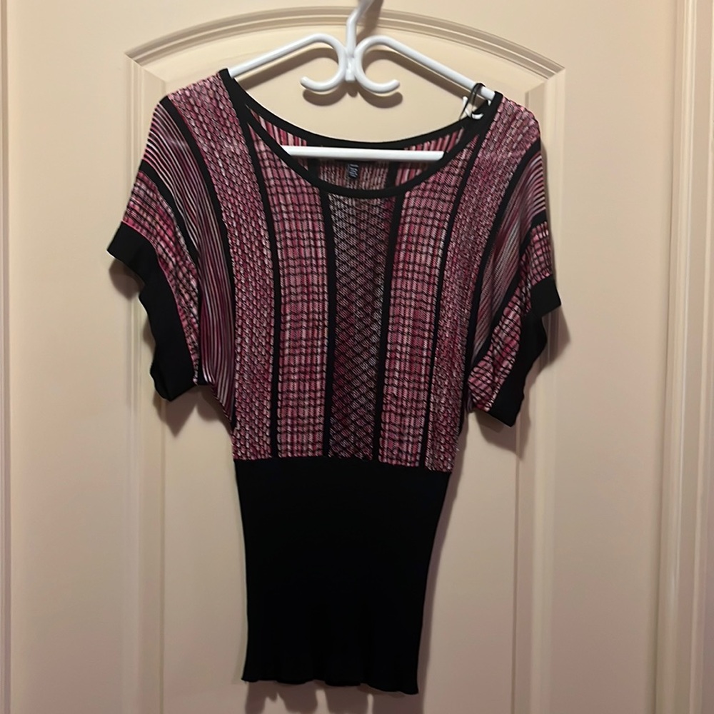 Le Chateau shirt